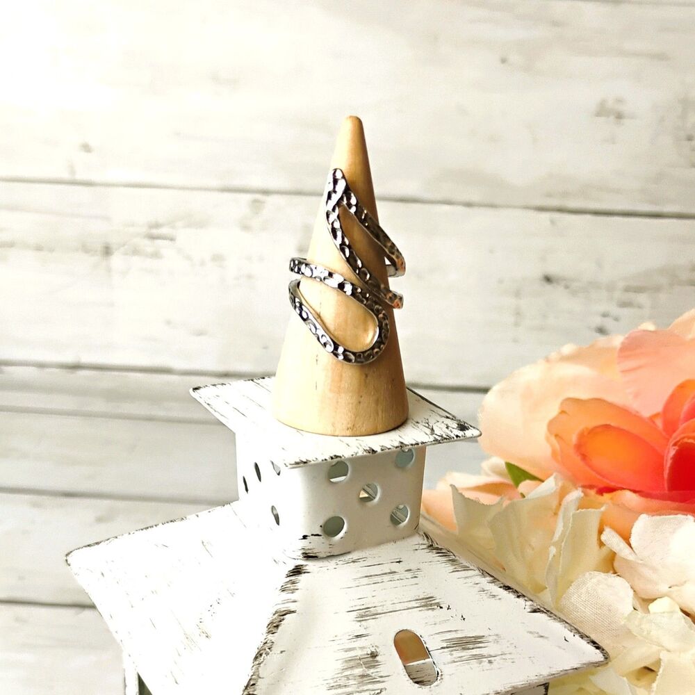 NEW Hammered Metal Silver Tone Wavy Statement Ring Size 6 Funky Eclectic
